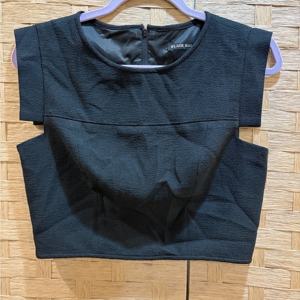 Black Halo Structured Crop Top Size 4 Minimalist Quiet Luxury Capsule Wardrobe - Picture 2 of 5